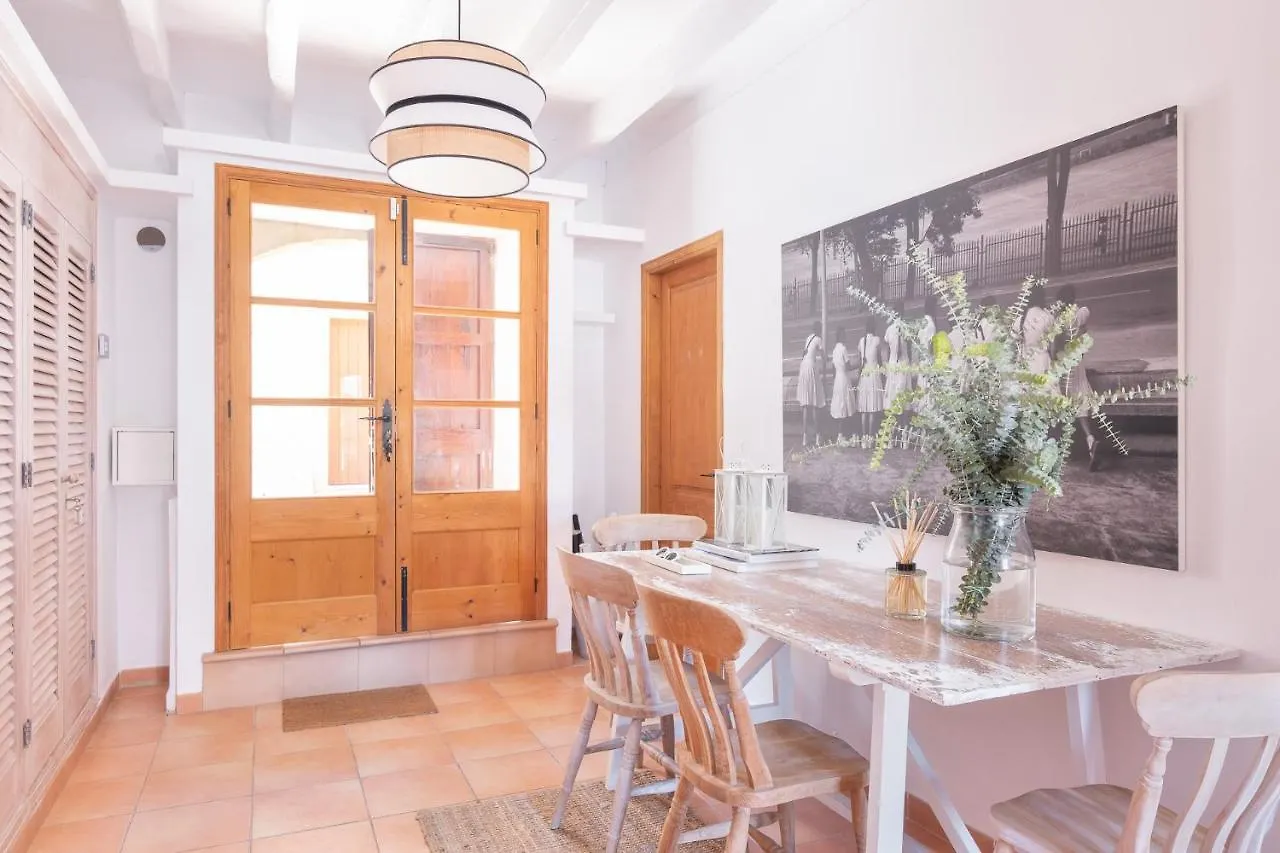 Townhouse Can Neri By Sunvillas Mallorca Pollenca
